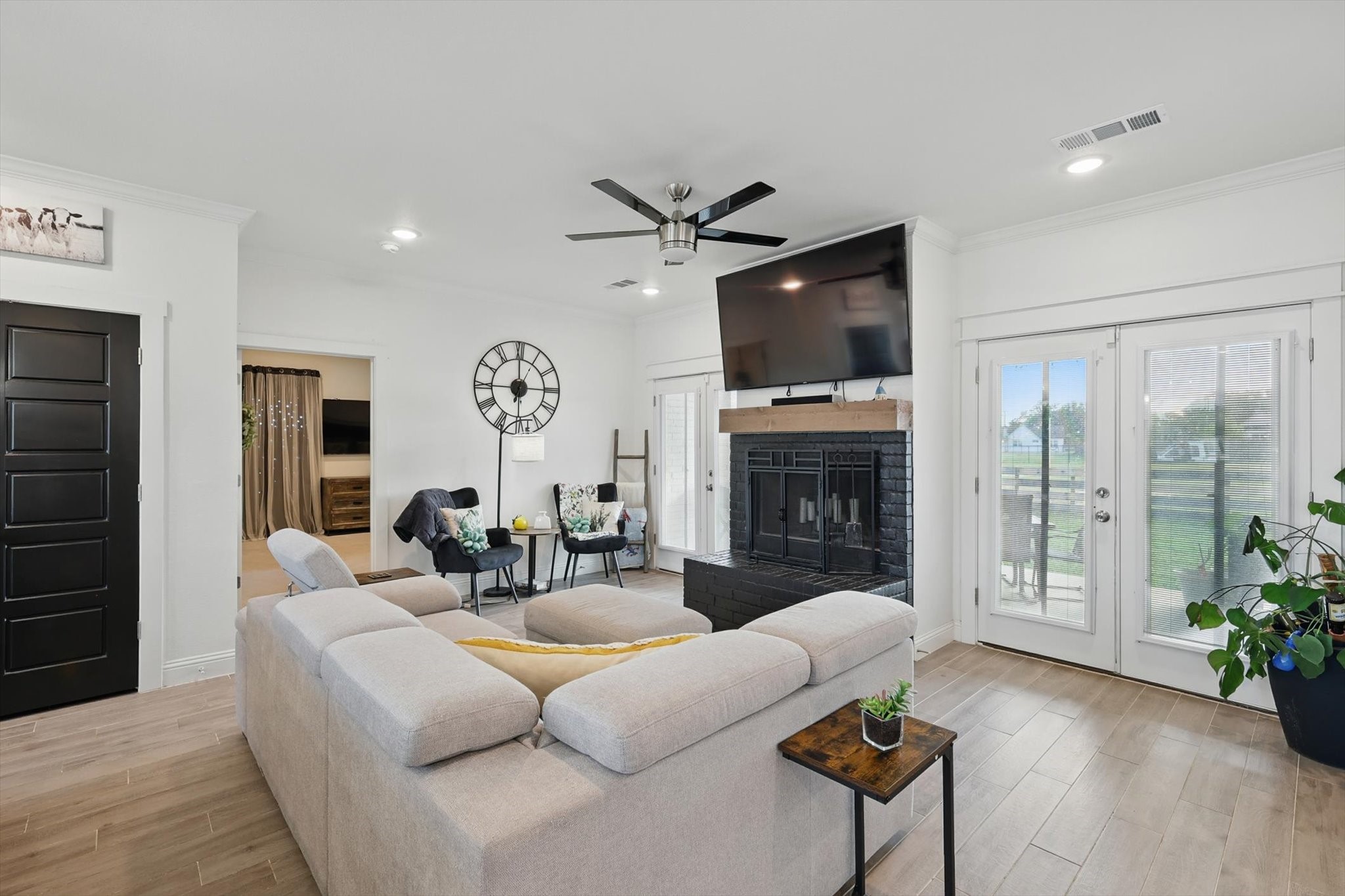 121 Bluegrass Trail Springtown TX 76082