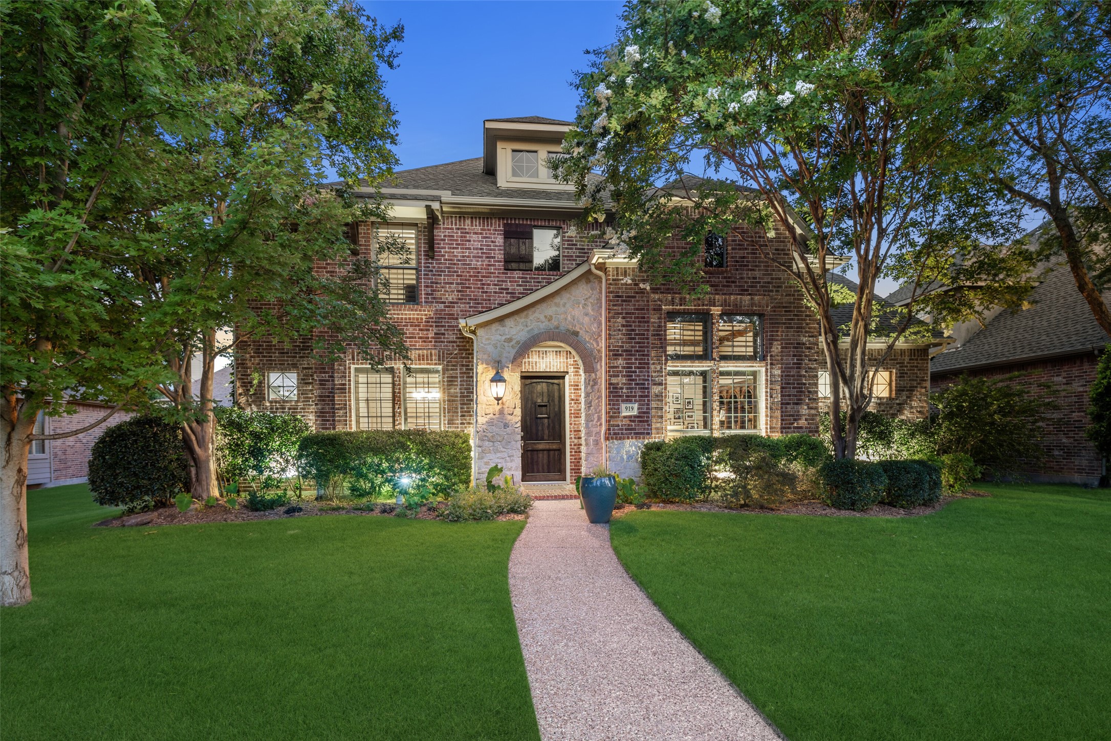 919 Lairds Lane Allen TX 75013
