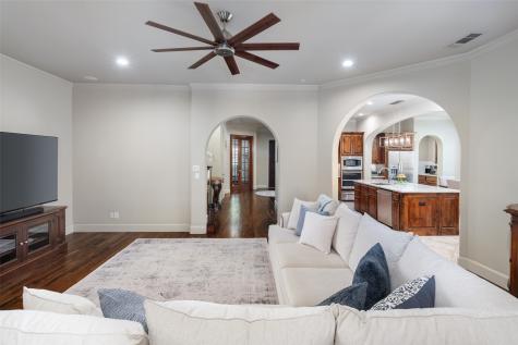 919 Lairds Lane Allen TX 75013