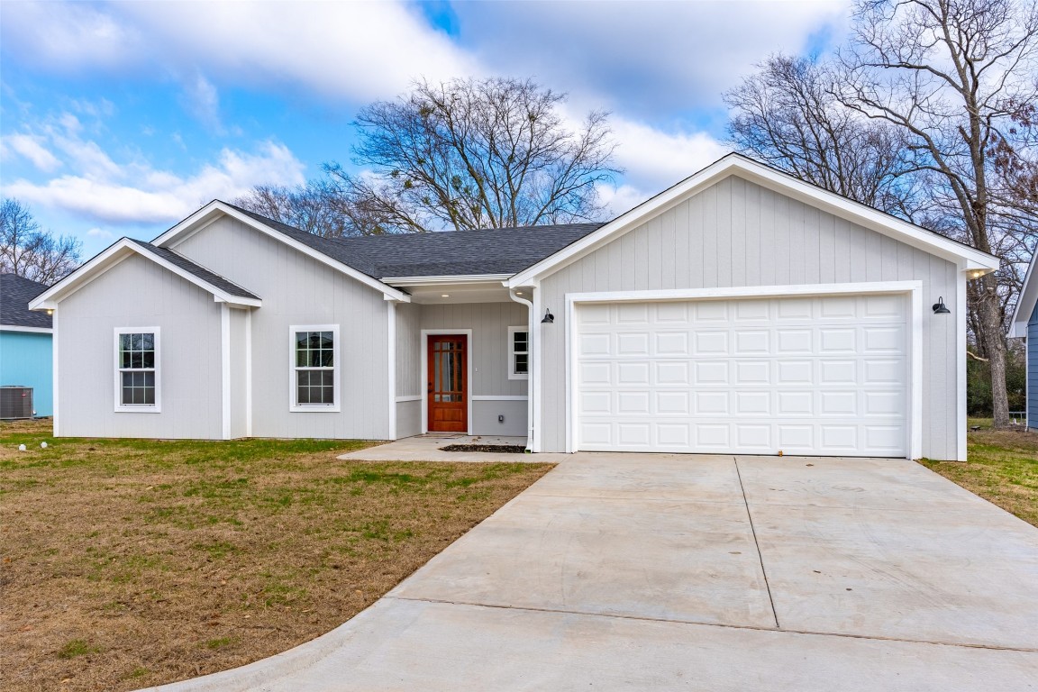 204 Beckham Street W Sulphur Springs TX 75482