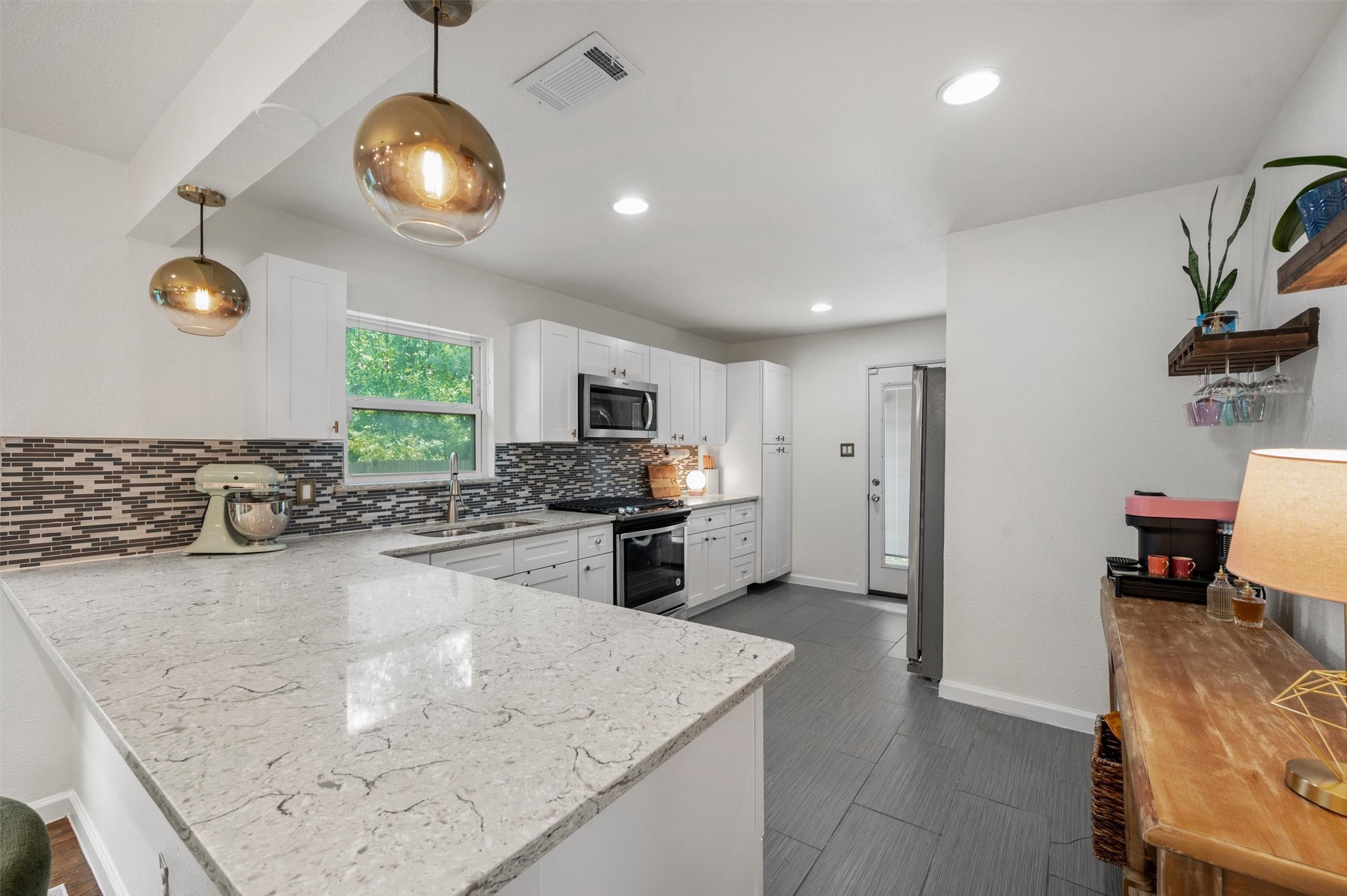 10846 Sharondale Drive Dallas TX 75228