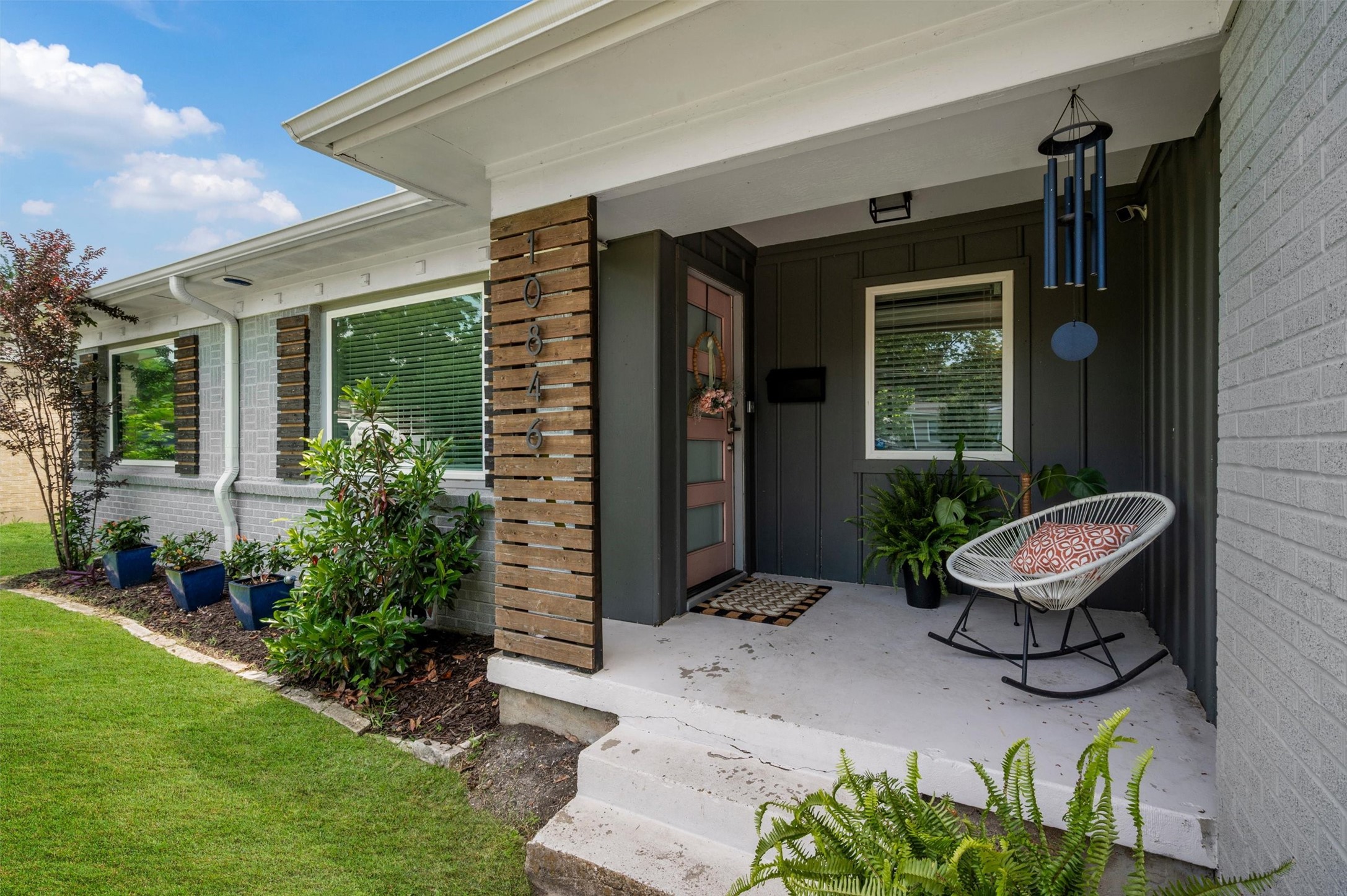 10846 Sharondale Drive Dallas TX 75228