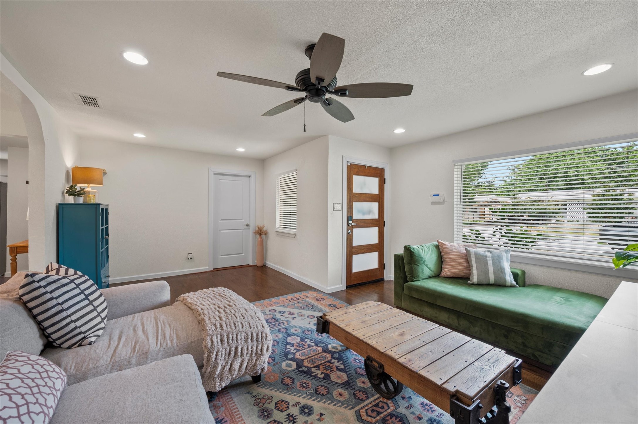 10846 Sharondale Drive Dallas TX 75228