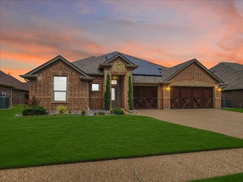 1413 Joshua Way Granbury TX 76048