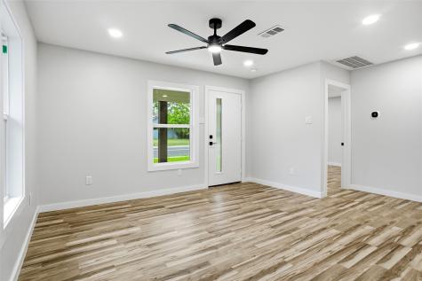 317 S Walker Street Mesquite TX 75149