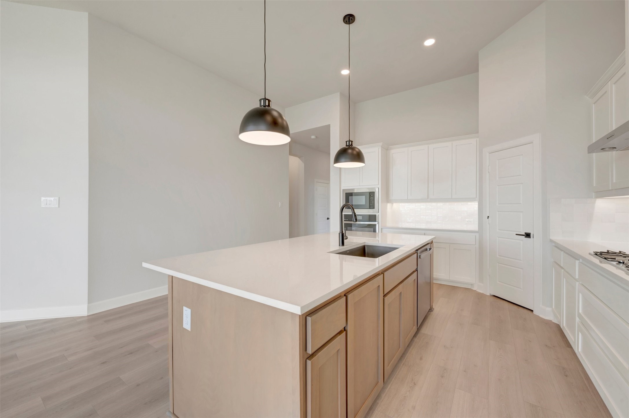 11708 Wildwood Street Justin TX 76247