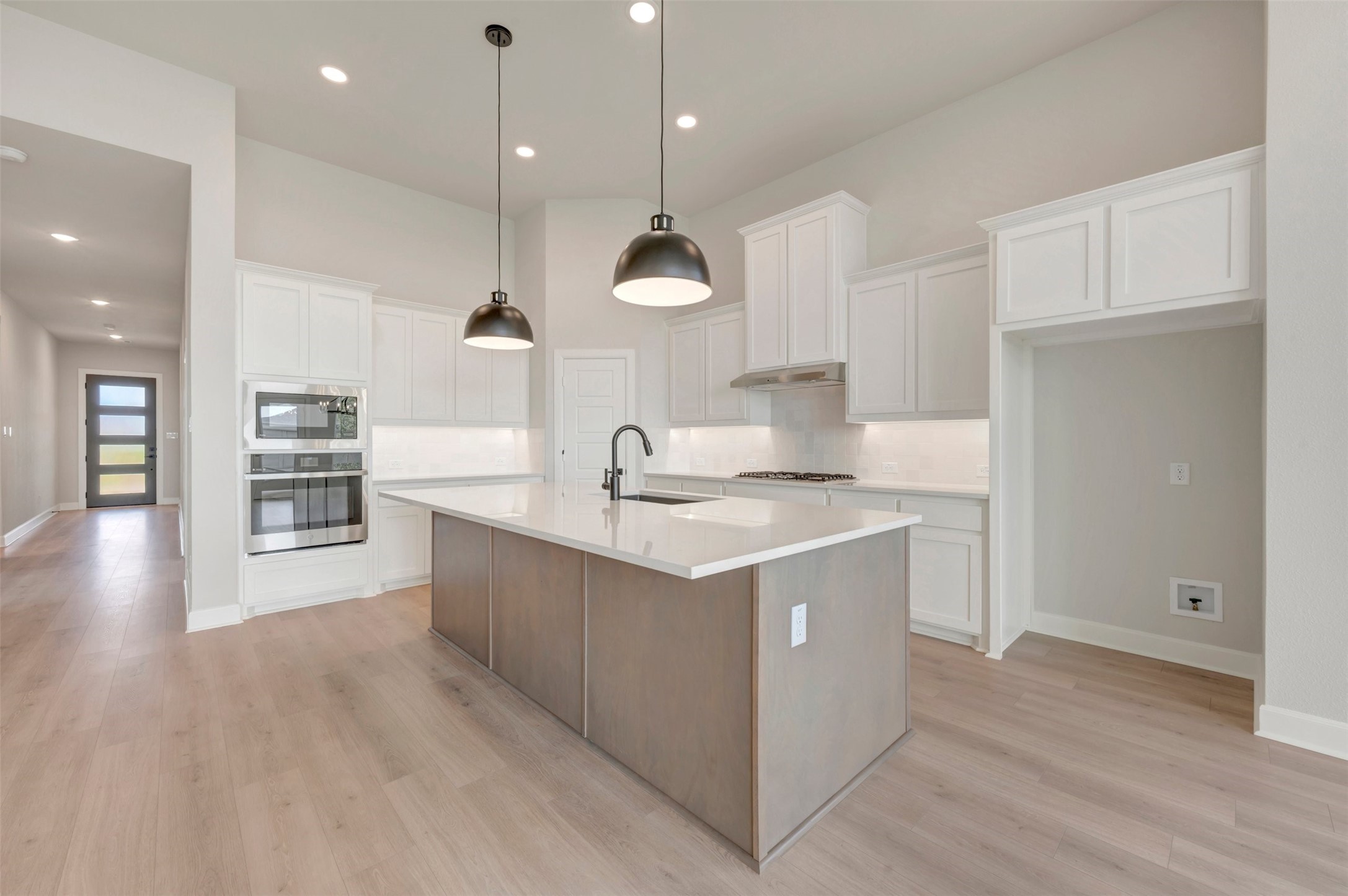 11708 Wildwood Street Justin TX 76247