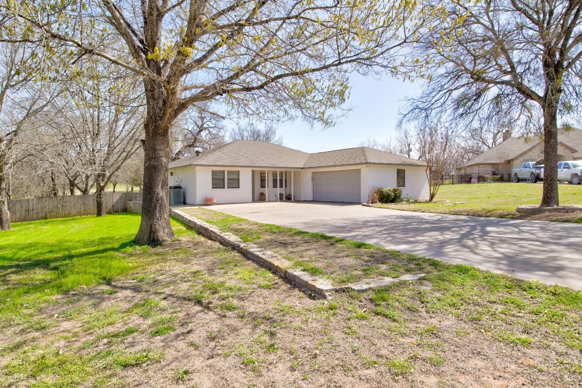 9705 Rosalie Court Granbury TX 76049