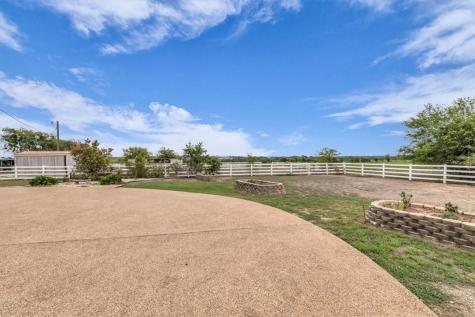 1064 Warren Road Lorena TX 76655