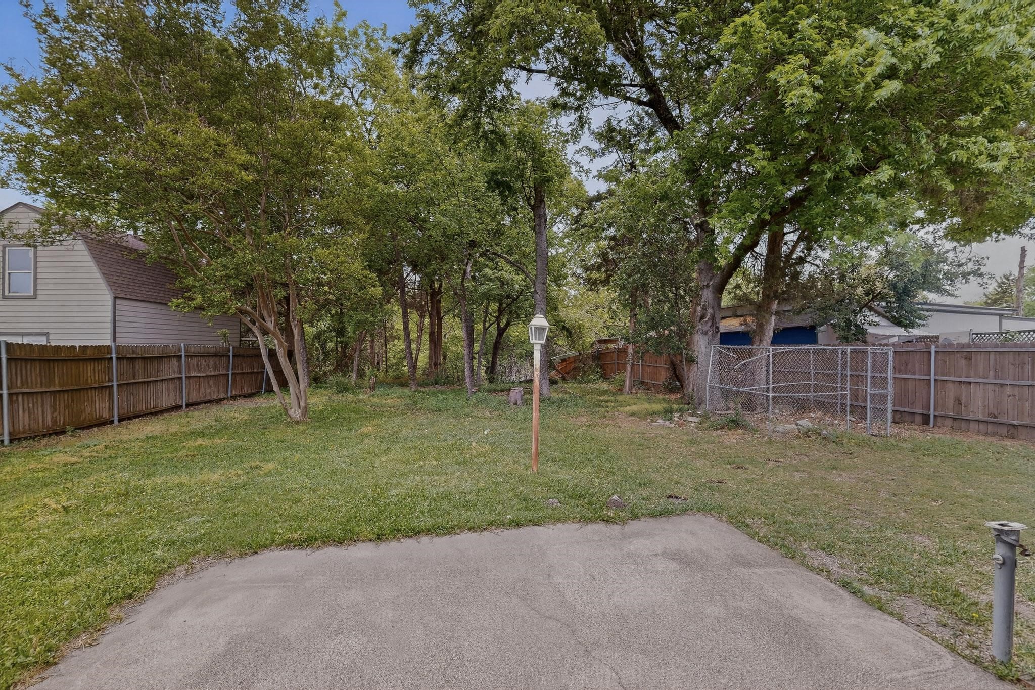 9229 Bentham Court Dallas TX 75227