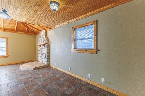 1312 W 3rd Street Mcgregor TX 76657
