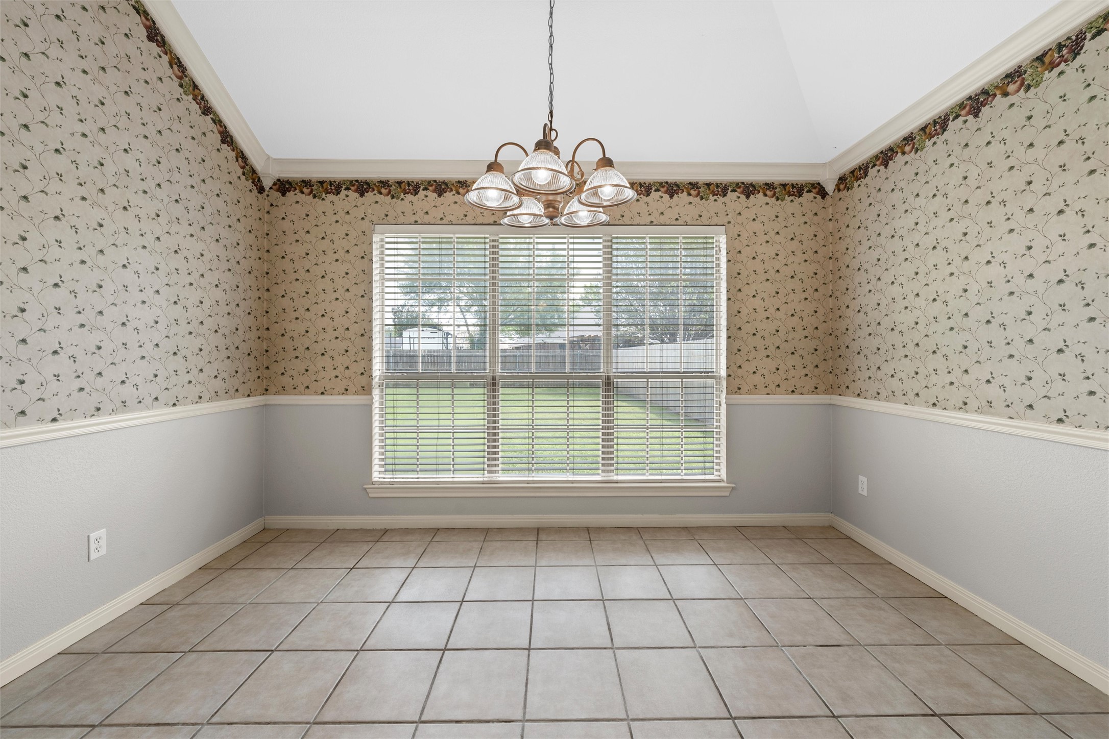 1041 Cheyenne Trail Hewitt TX 76643