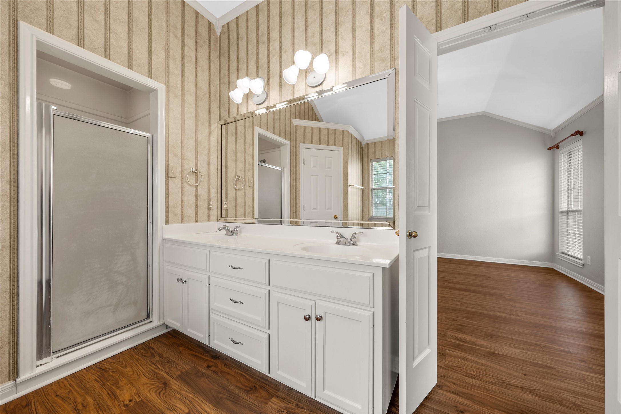 1041 Cheyenne Trail Hewitt TX 76643