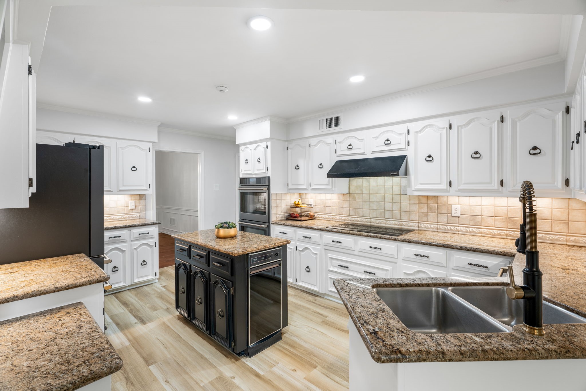 16214 Spring Creek Road Dallas TX 75248