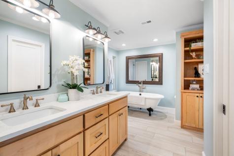 16214 Spring Creek Road Dallas TX 75248