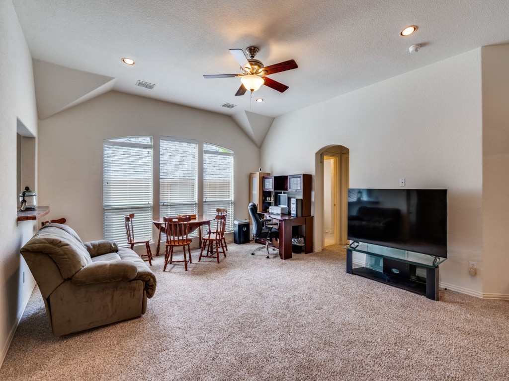 8561 Navisota Drive Lantana TX 76226