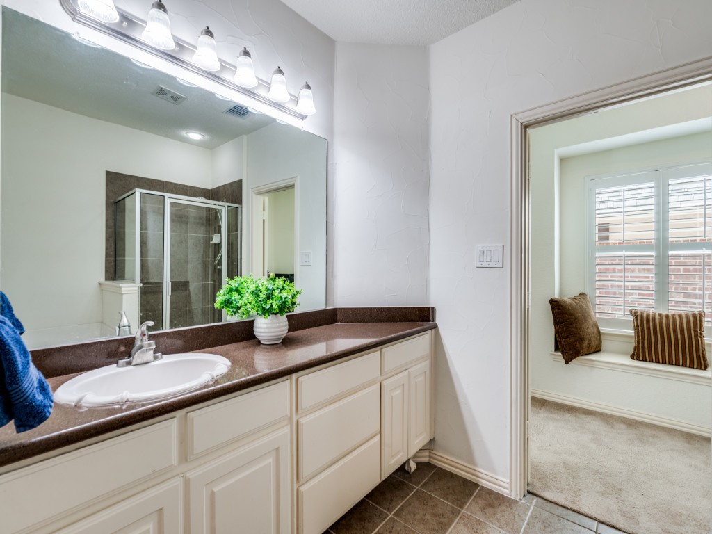 8561 Navisota Drive Lantana TX 76226