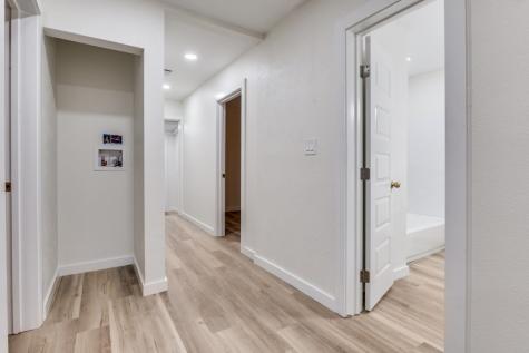 6808 Wofford Avenue Dallas TX 75227