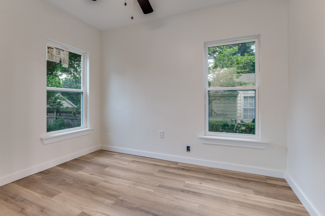 6808 Wofford Avenue Dallas TX 75227