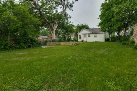 6808 Wofford Avenue Dallas TX 75227