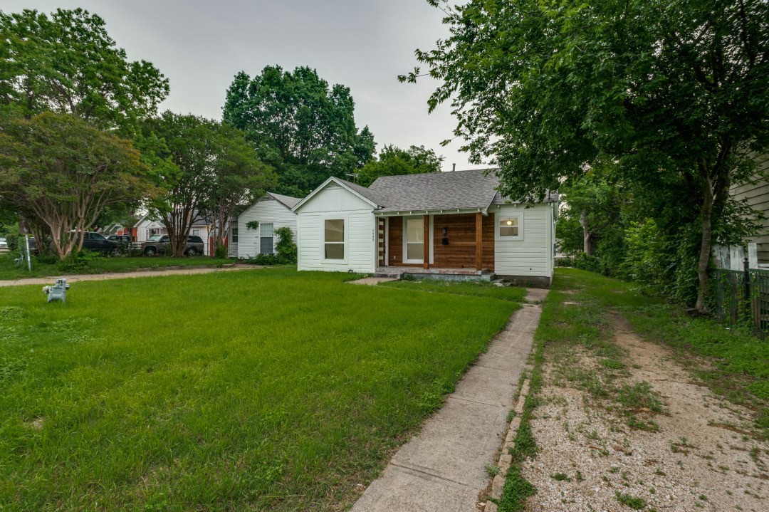 6808 Wofford Avenue Dallas TX 75227