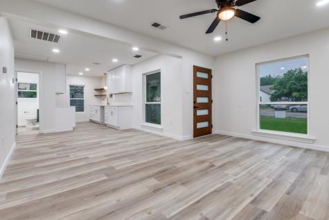 6808 Wofford Avenue Dallas TX 75227