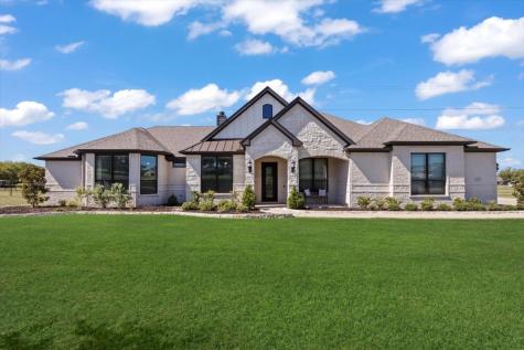 235 Winchester Street Van Alstyne TX 75495