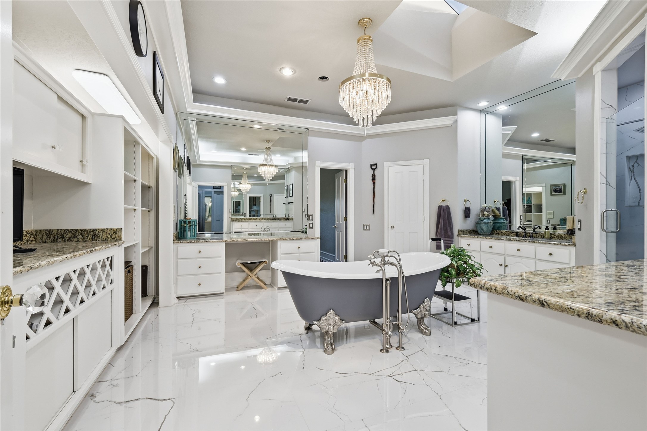 901 Ironwood Drive Desoto TX 75115