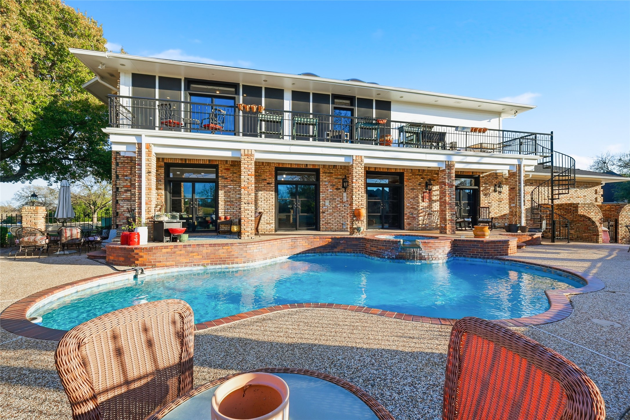 901 Ironwood Drive Desoto TX 75115