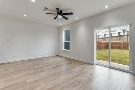 2418 Merlin Street Dallas TX 75215