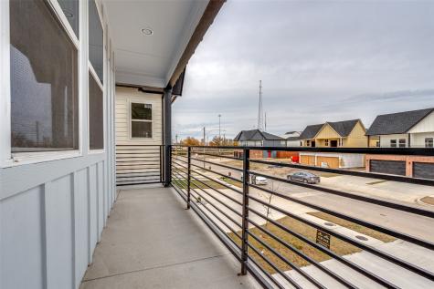 2418 Merlin Street Dallas TX 75215