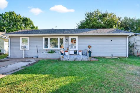 2321 N Shannon Street Sherman TX 75092
