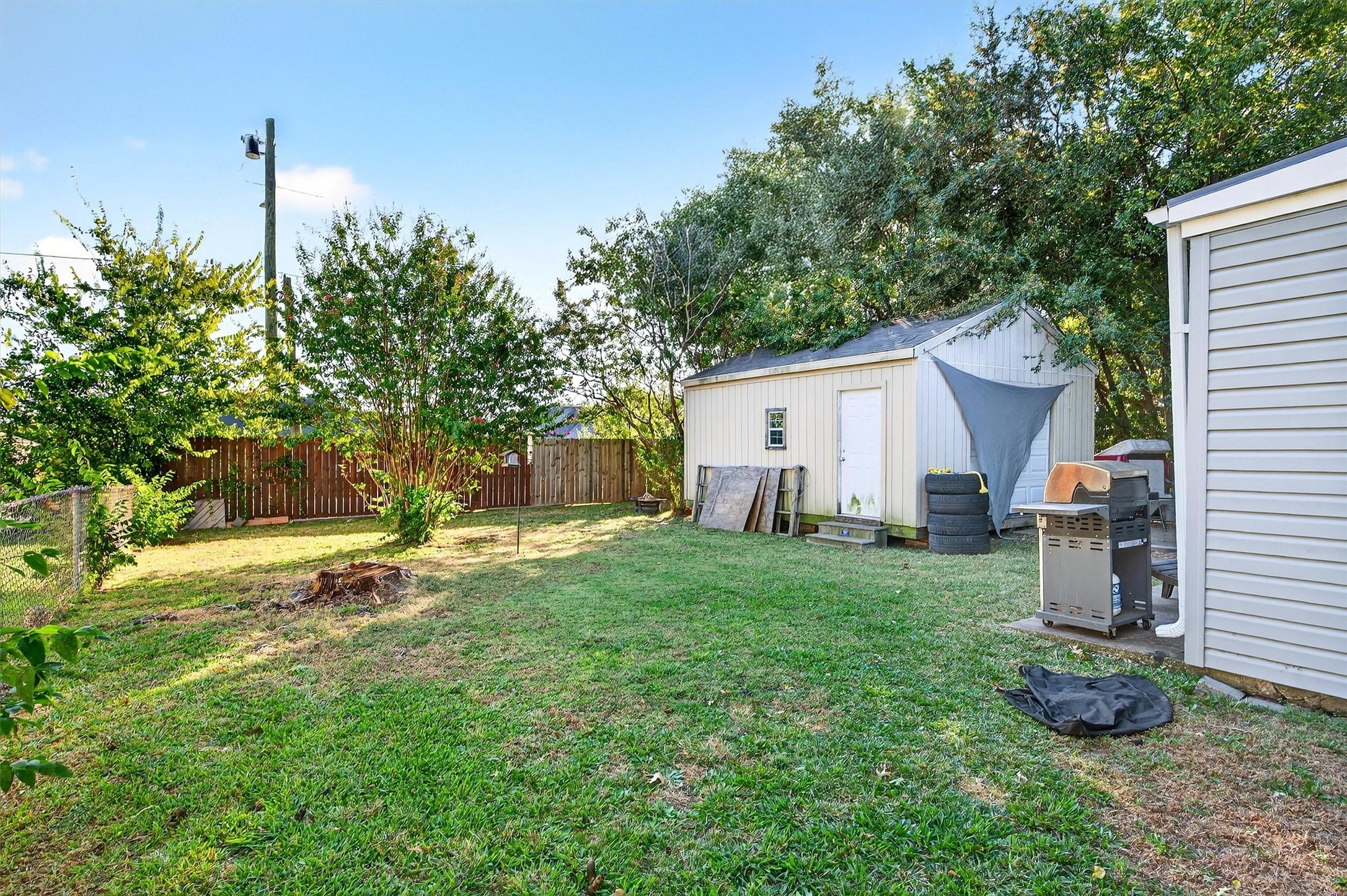 2321 N Shannon Street Sherman TX 75092