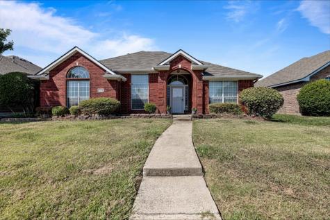 1922 Woodglen Drive Mesquite TX 75149