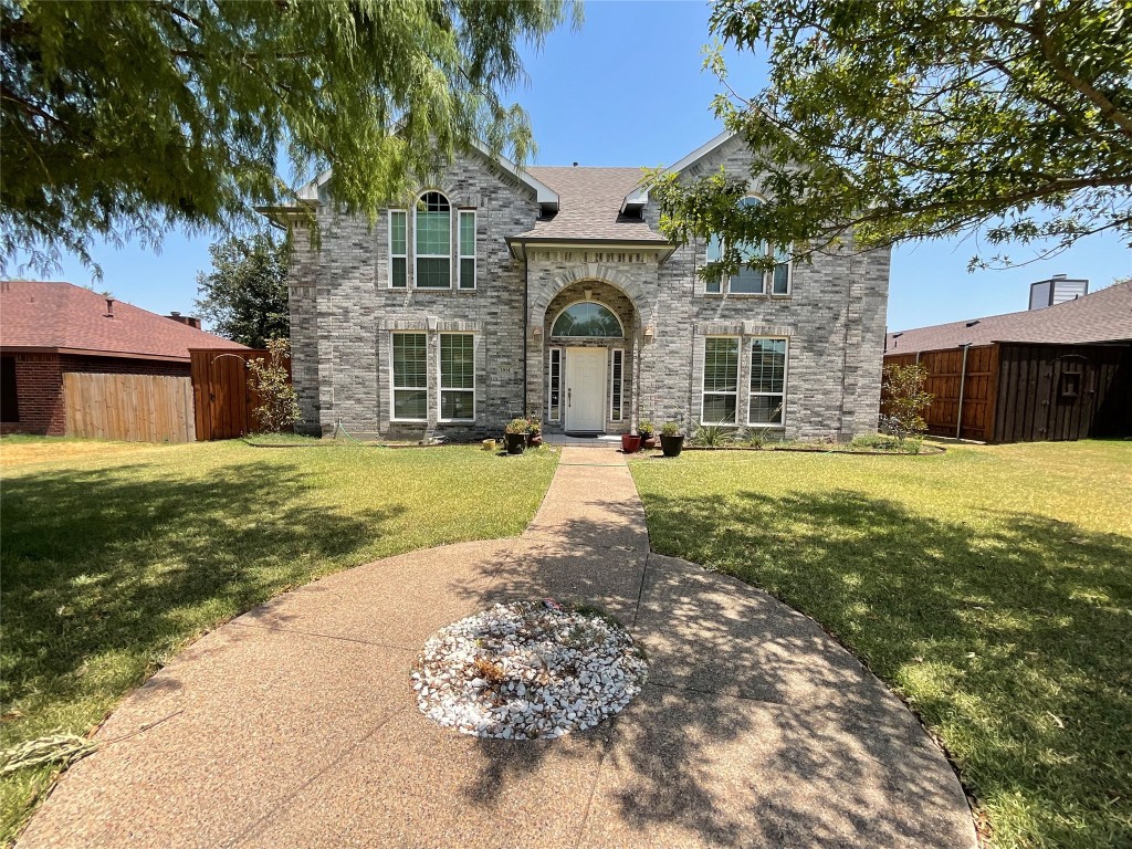 1914 Arapaho Trail Mesquite TX 75149