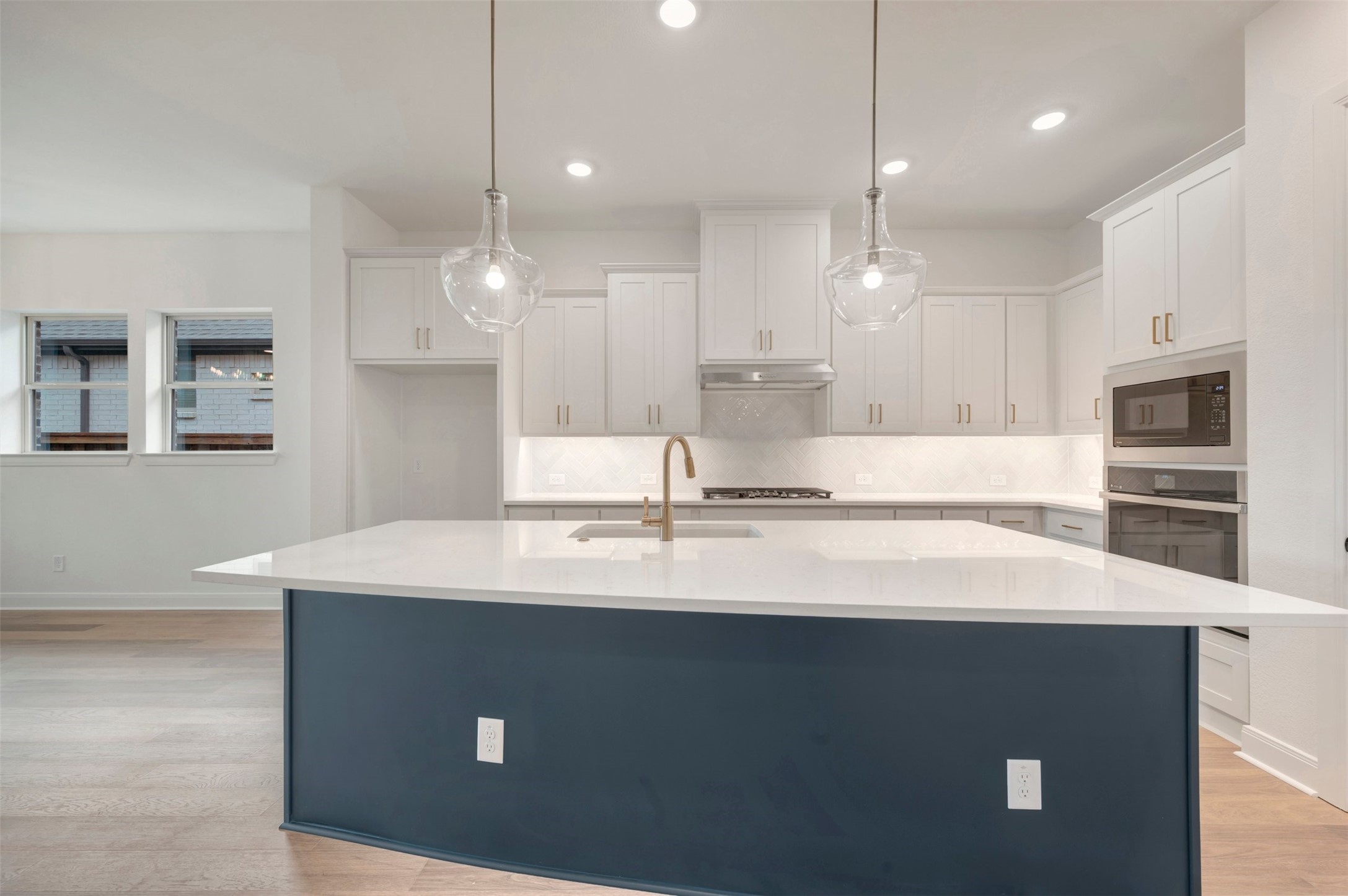2085 Emerald Grove Drive Arlington TX 76005