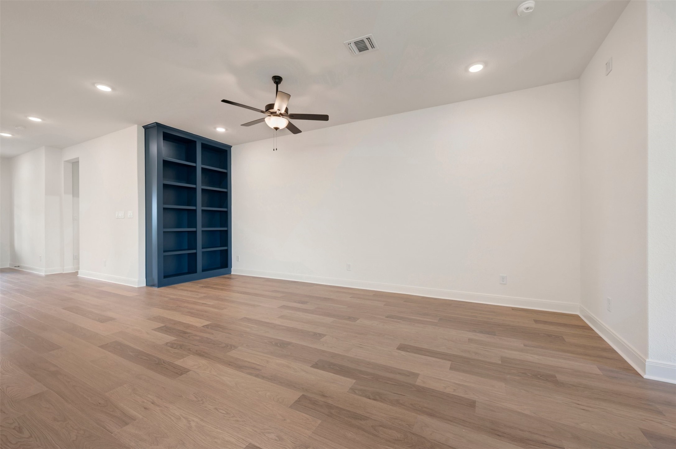 2085 Emerald Grove Drive Arlington TX 76005