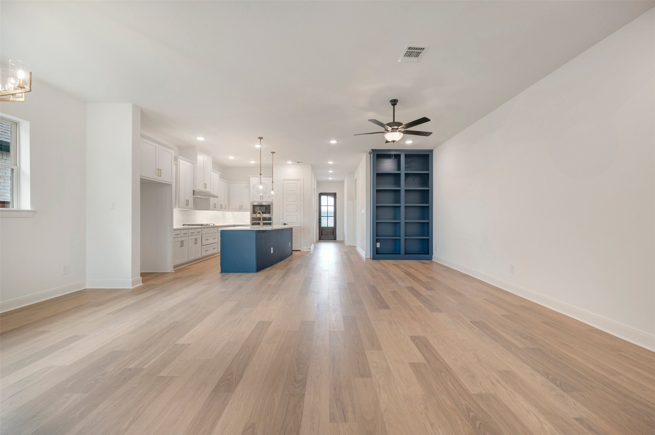 2085 Emerald Grove Drive Arlington TX 76005