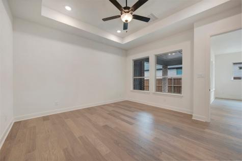 2085 Emerald Grove Drive Arlington TX 76005