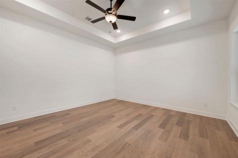 2085 Emerald Grove Drive Arlington TX 76005