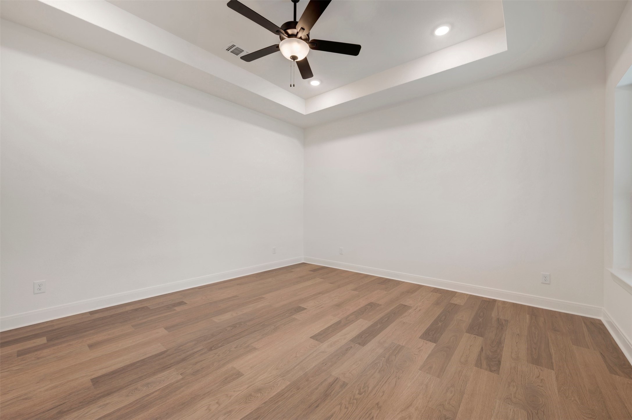 2085 Emerald Grove Drive Arlington TX 76005