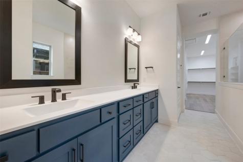 2085 Emerald Grove Drive Arlington TX 76005