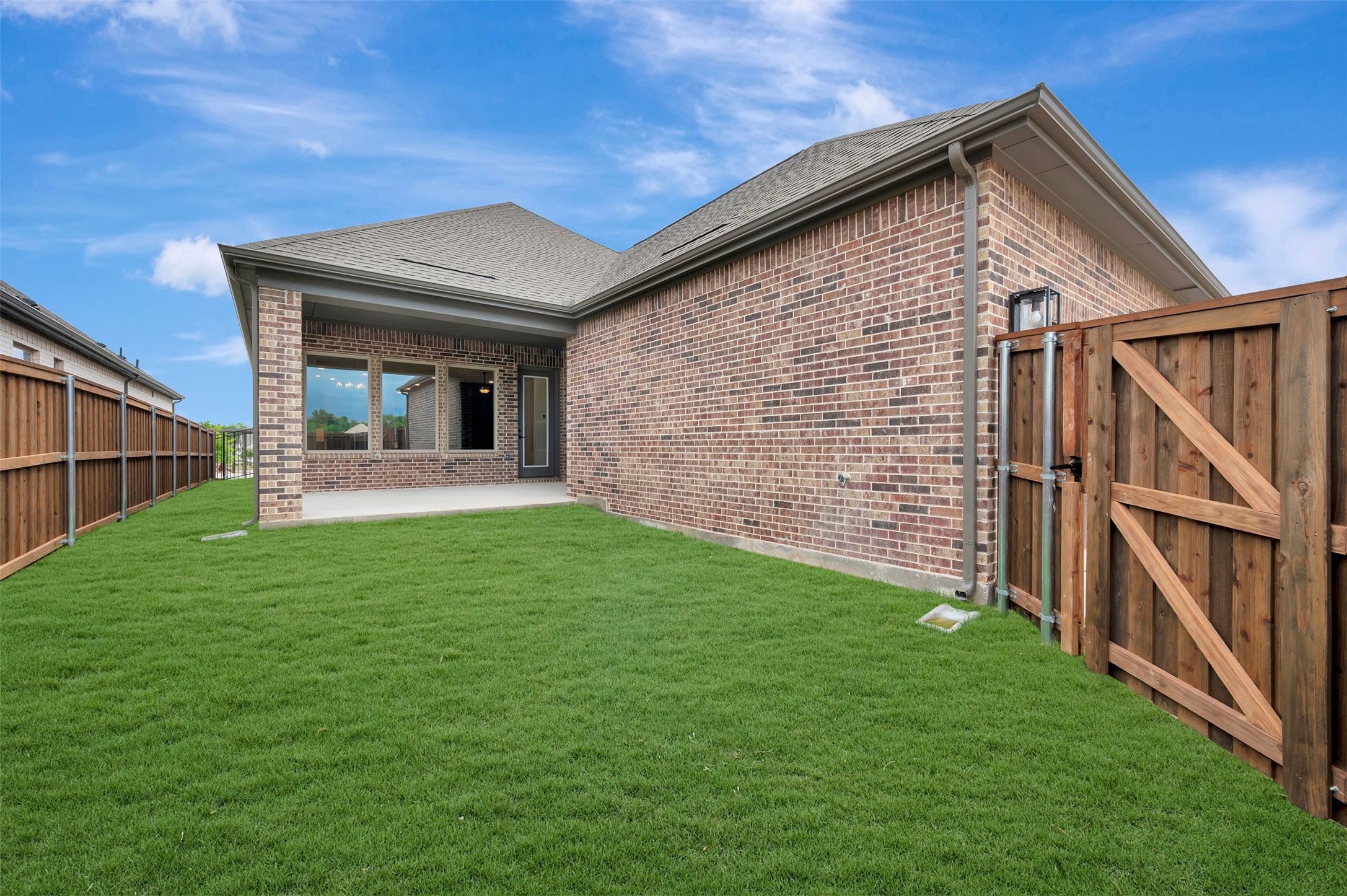 2085 Emerald Grove Drive Arlington TX 76005