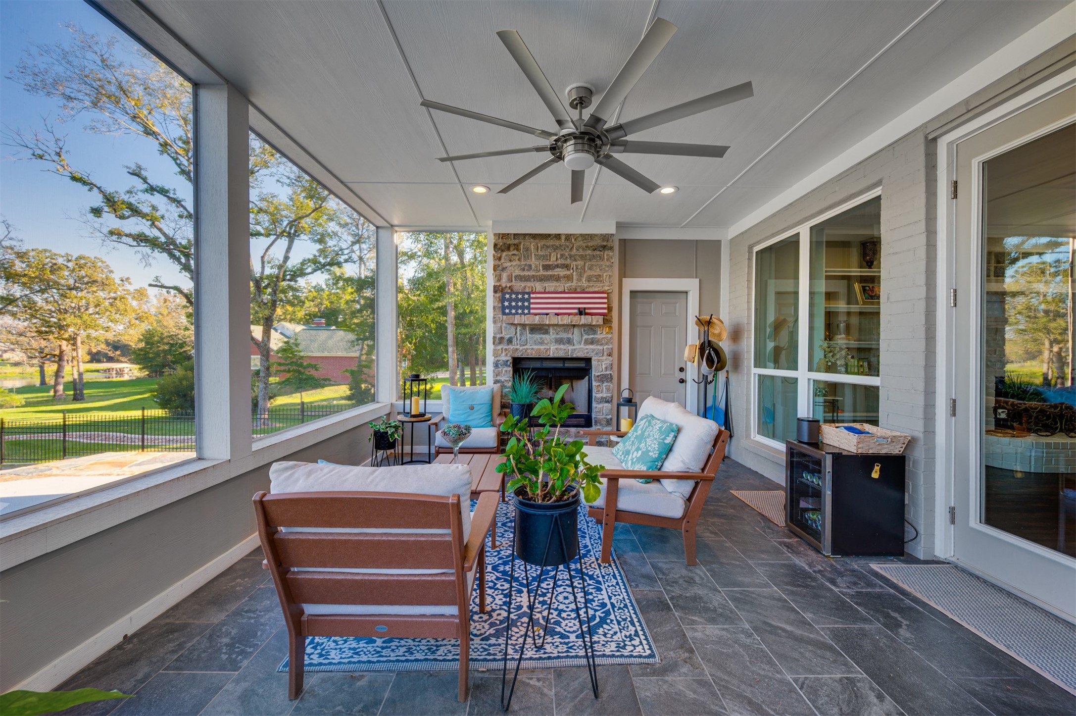2001 Rose Pointe Athens TX 75752