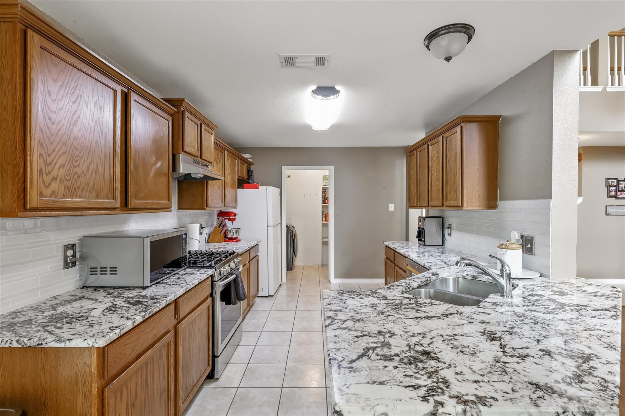 2109 Hemingway Drive Denton TX 76210