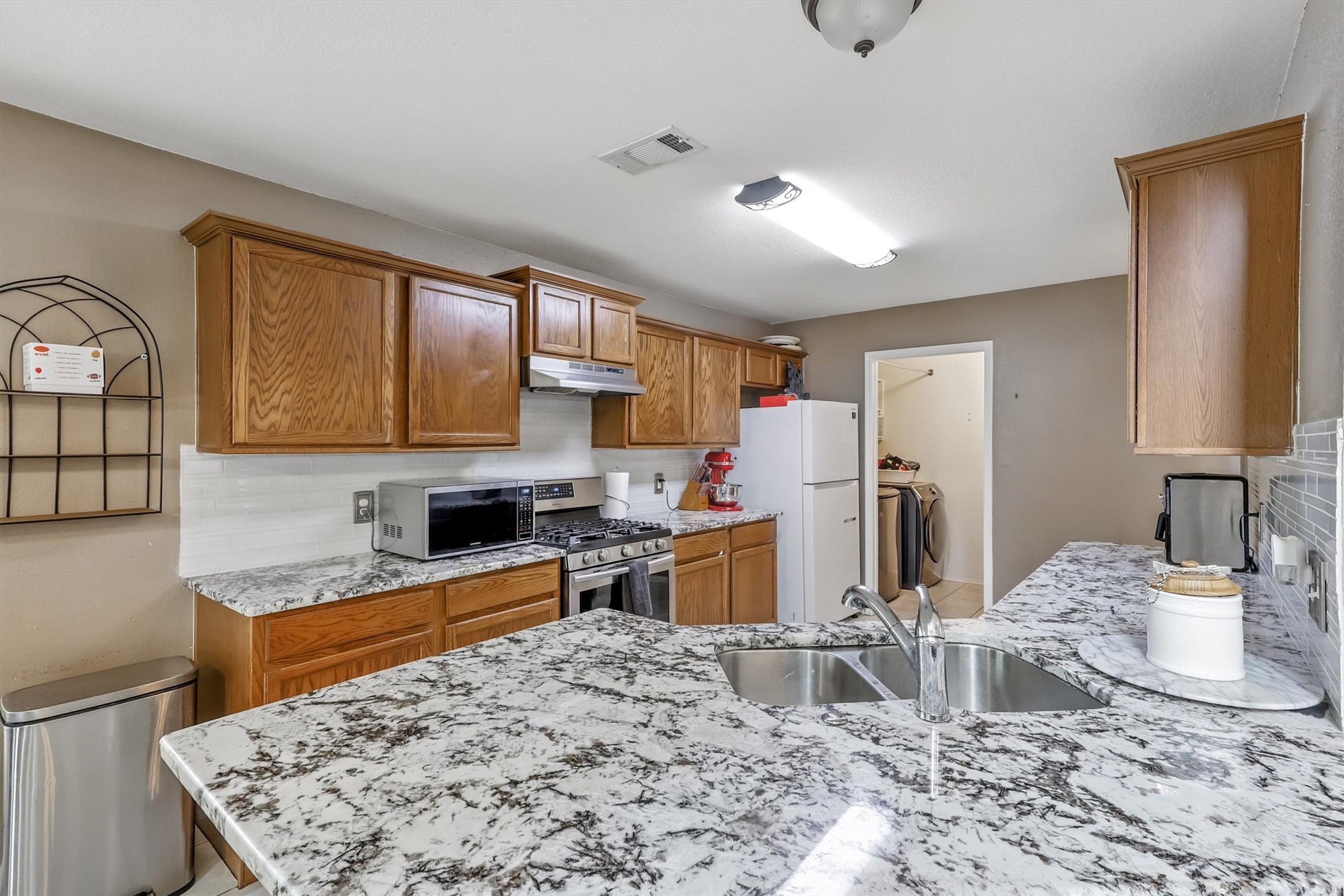 2109 Hemingway Drive Denton TX 76210