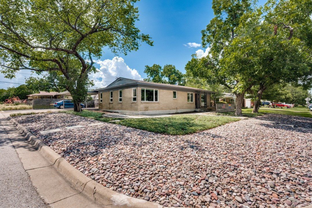 5016 Cockrell Avenue Fort Worth TX 76133