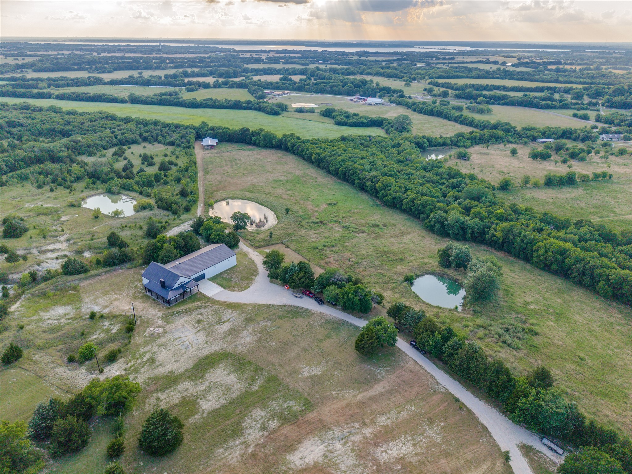 1656 County Road 604 Farmersville TX 75442