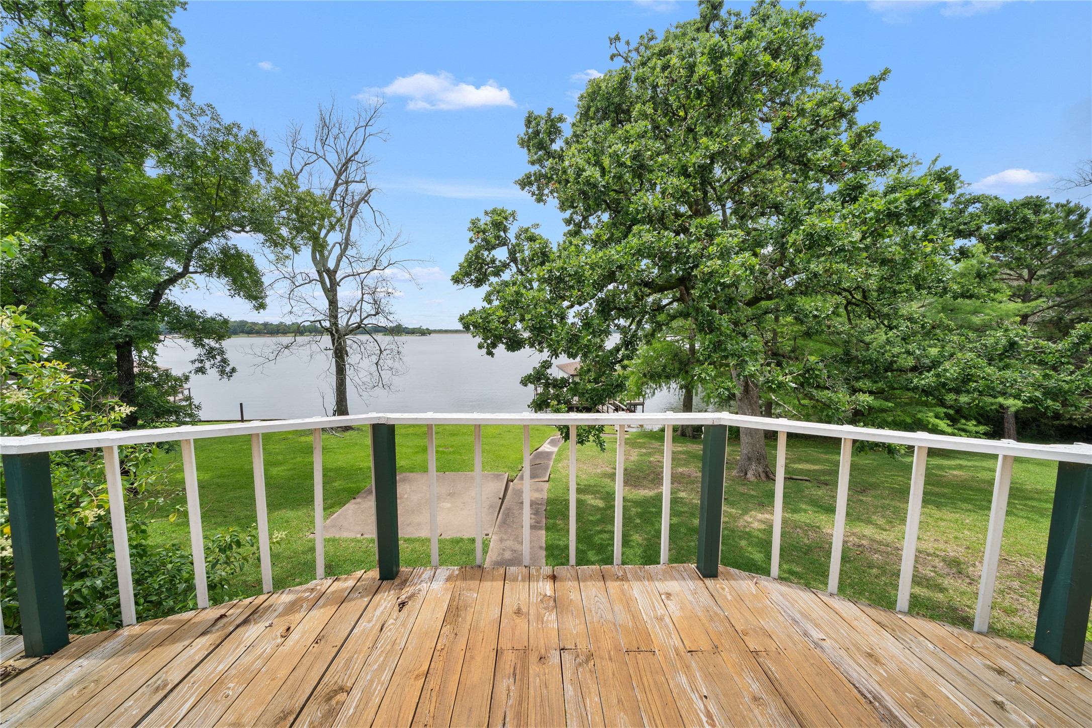227 County Road 2268 Mineola TX 75773