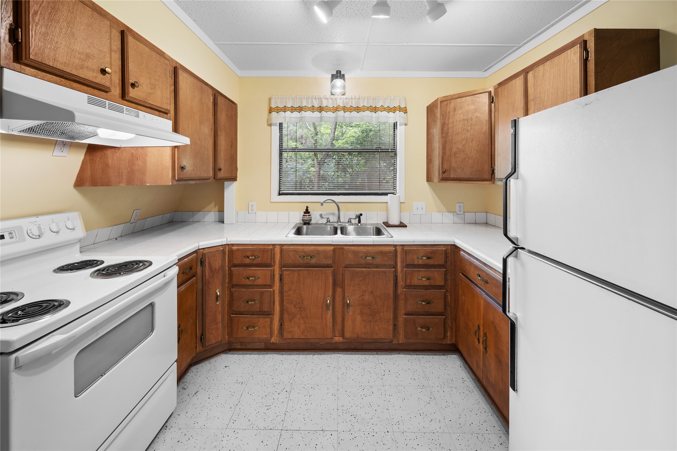 227 County Road 2268 Mineola TX 75773